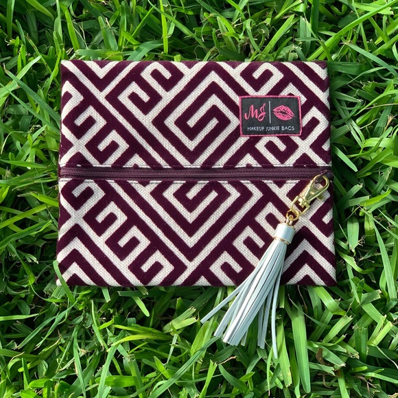 Makeup Junkie Bag - Picture 1 of 1